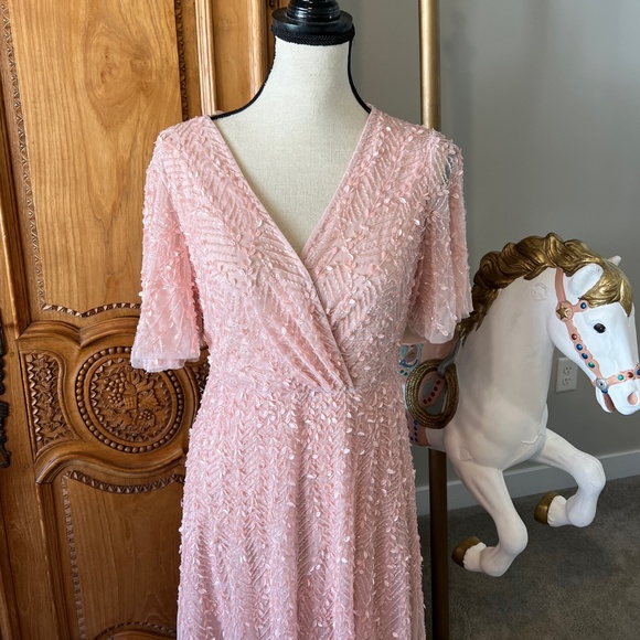 NWT Mac Duggal 35116 8 Pink Wrap Over 8 Flutter Sleeves Midi Beaded Dress Gown - Picture 2 of 10